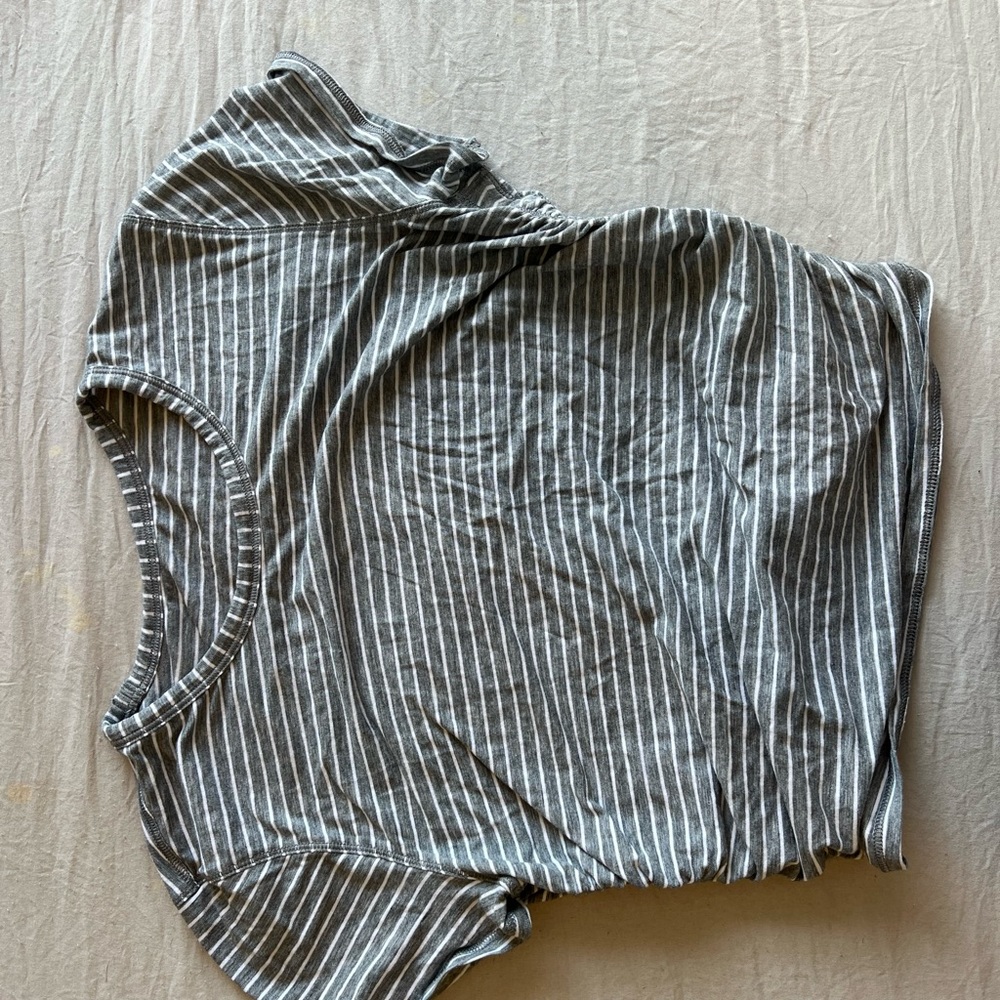 Lululemon sz 6 like new